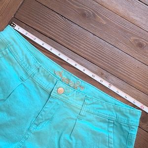 American Rag woman's short green/aqua color